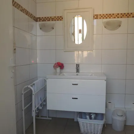 La Bedelle Bed & Breakfast